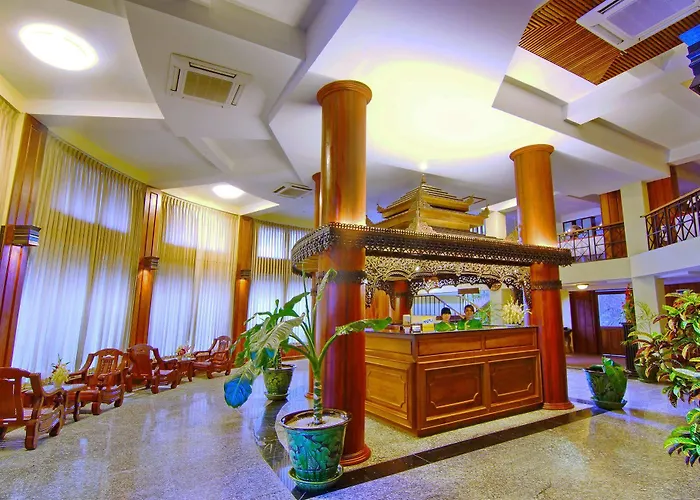 Shwe Ingyinn Hotel Mandalay