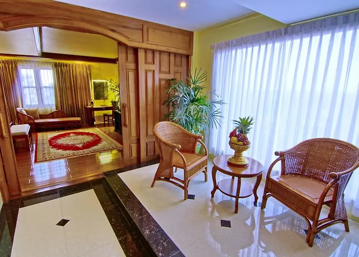 Shwe Ingyinn Hotel Mandalay