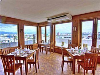 Hotel Shwe Ingyinn 3*