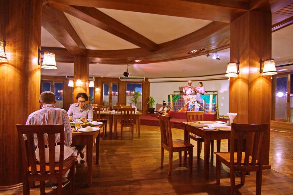 Shwe Ingyinn Hotel Mandalay