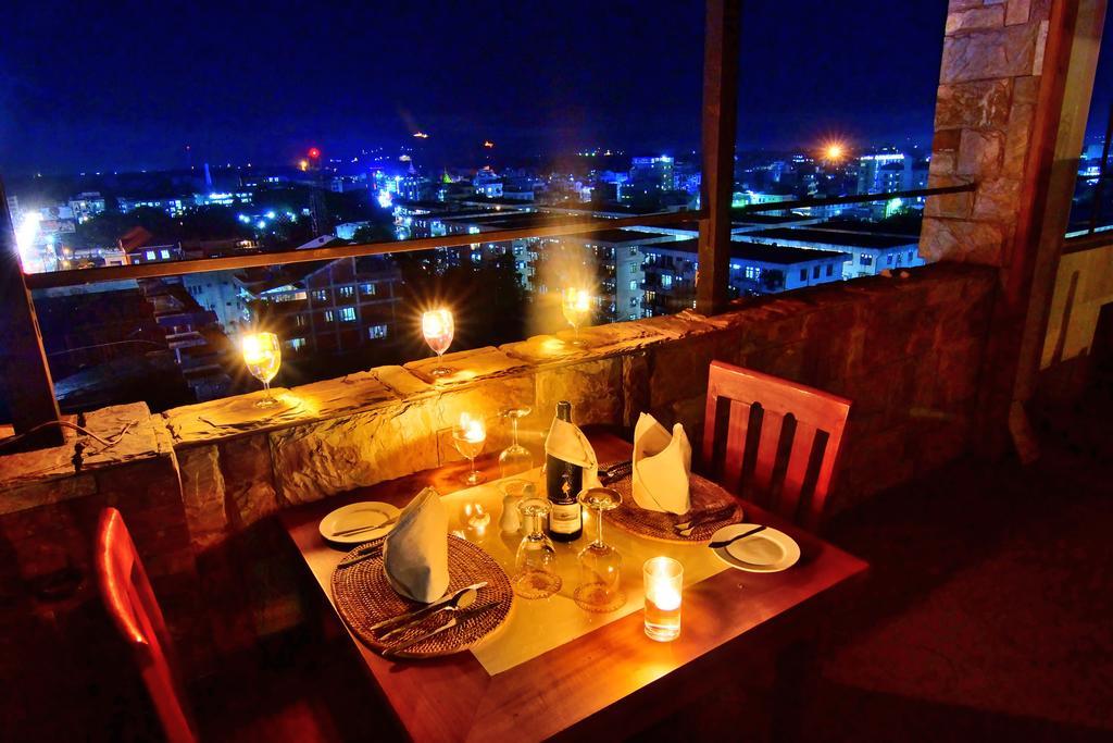 Shwe Ingyinn Hotel Mandalay