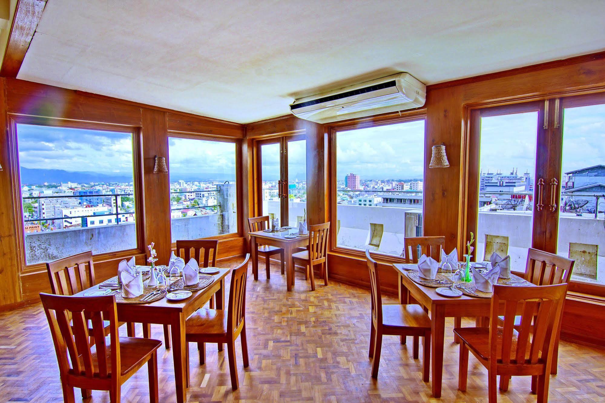 Hotel Shwe Ingyinn 3*