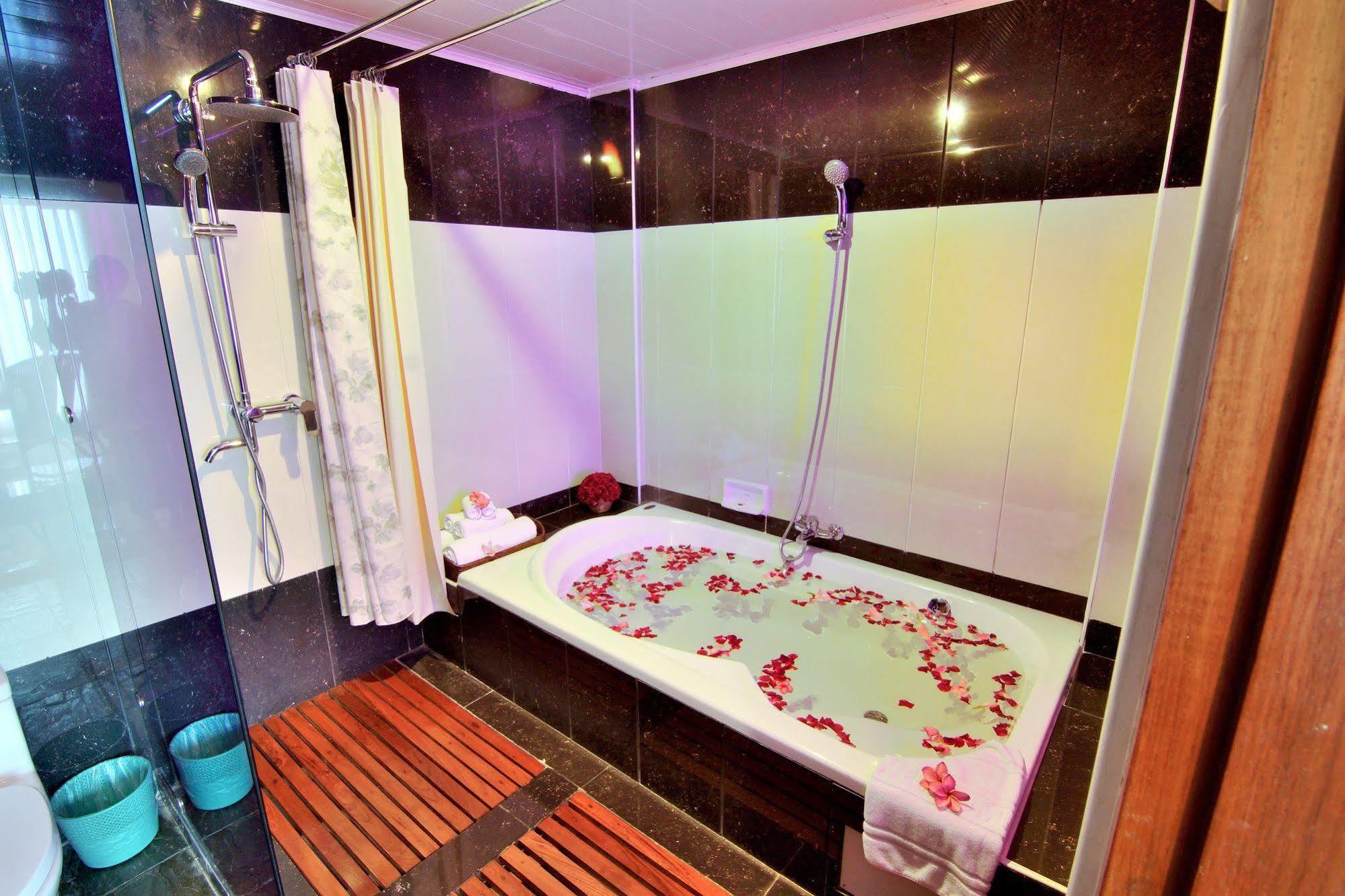 Shwe Ingyinn 3* Mandalay
