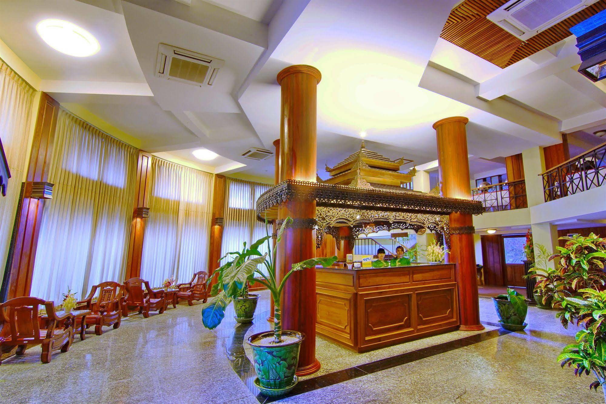 Shwe Ingyinn Mandalay