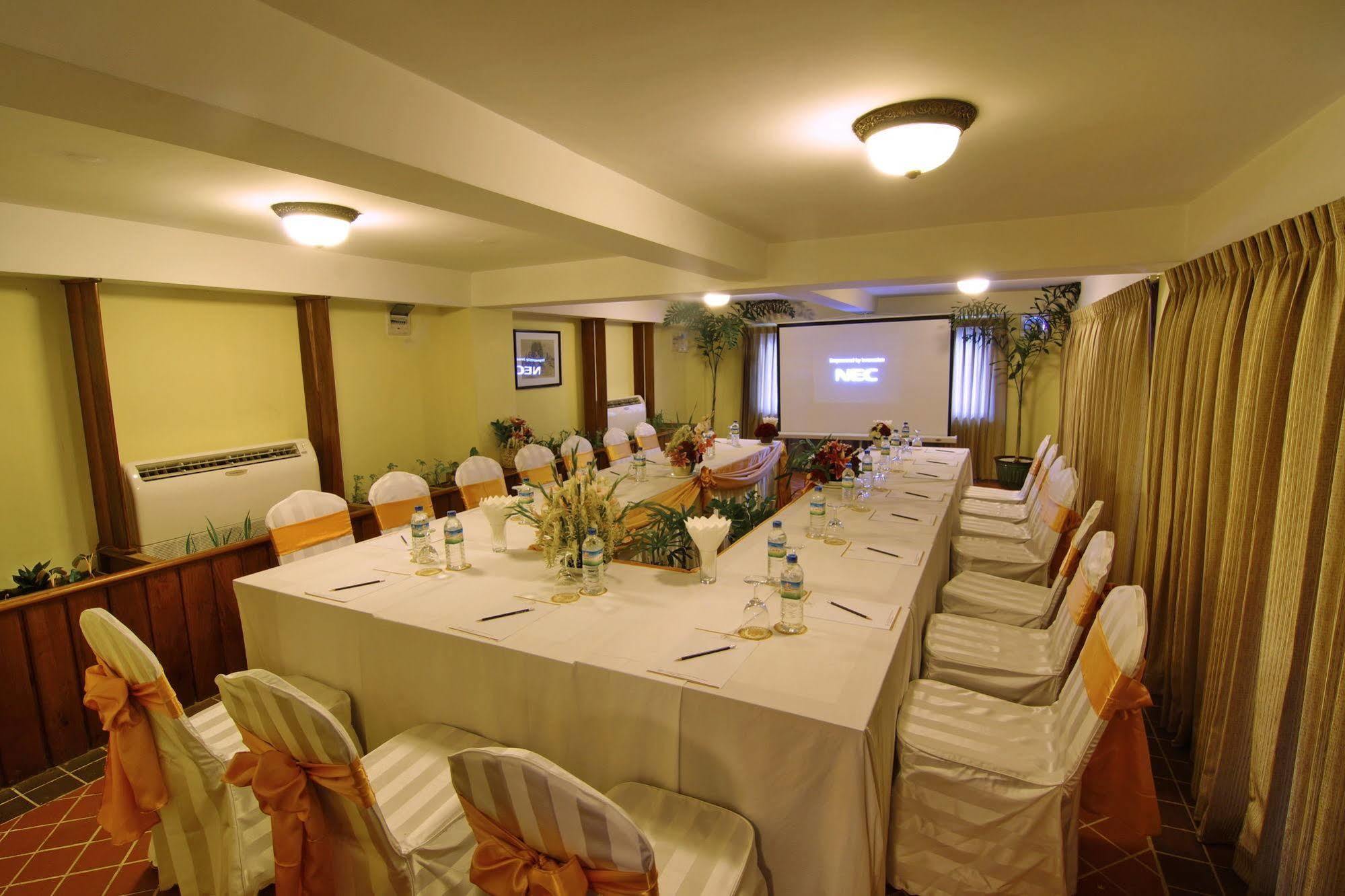 Shwe Ingyinn Mandalay
